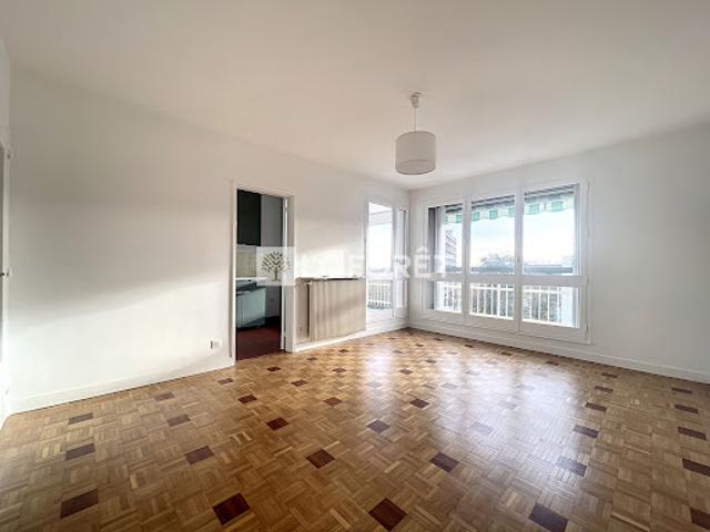 Location Appartement 1 pièce 32.86 m2 Le Plessis Robinson
