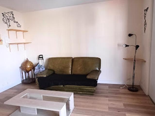Location Appartement 1 pièce 32.9 m2 Toulon