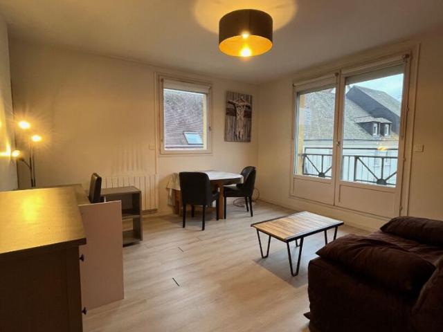 Location Appartement 1 pièce 32m²