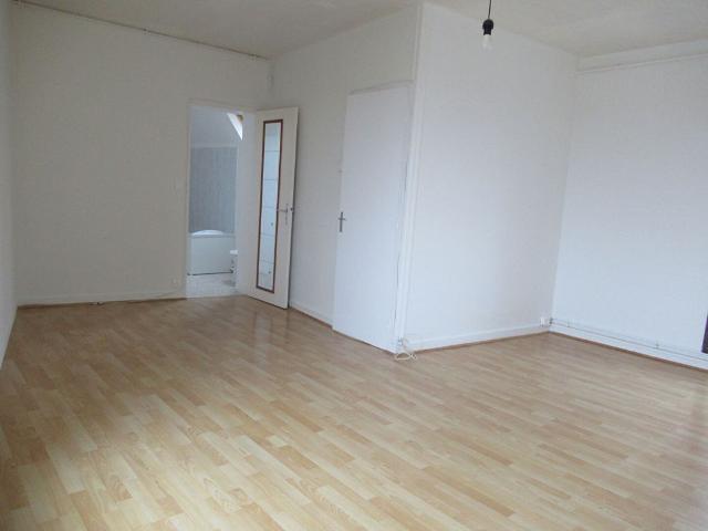 Location Appartement 1 pièce 32m²