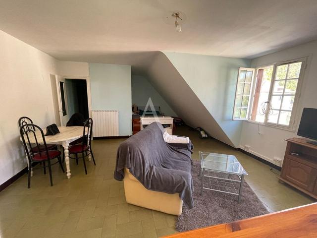 Location Appartement 1 pièce 32m²
