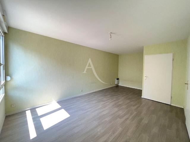 Location Appartement 1 pièce 32m²