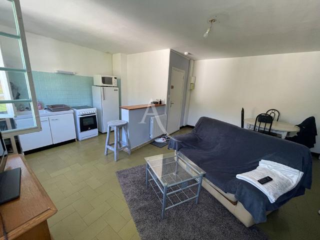 Location Appartement 1 pièce 32m²