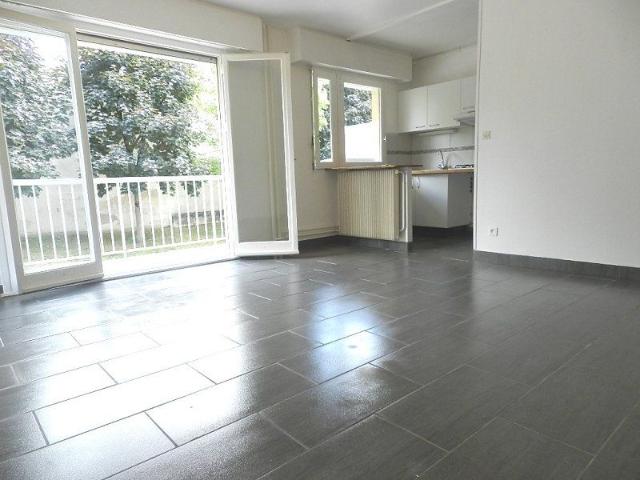 Location Appartement 1 pièce 32m²