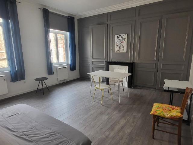 Location Appartement 1 pièce 32m² AMIENS 80000