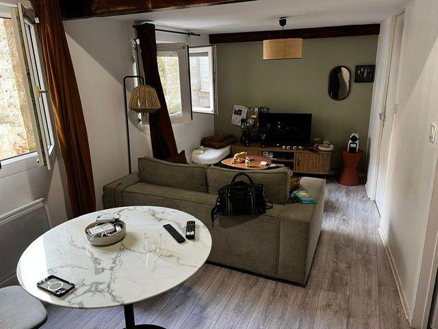 Location Appartement 1 pièce 32m² BORDEAUX 33000