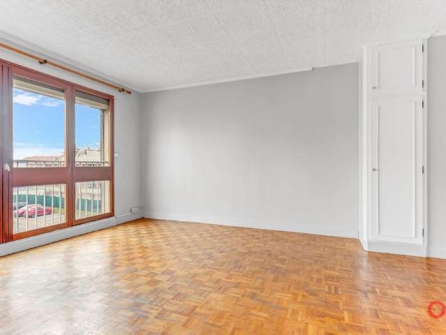 Location Appartement 1 pièce 32m² CHILLY MAZARIN 91380