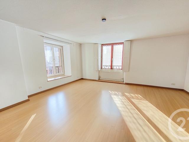 Location Appartement 1 pièce 32m² CLERMONT FERRAND 63100
