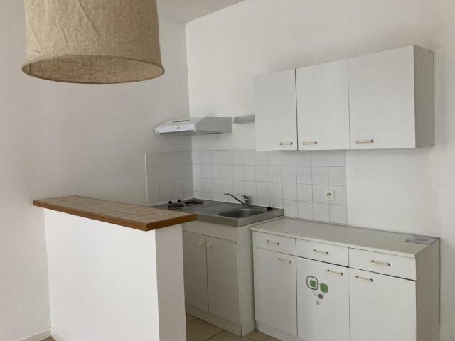 Location Appartement 1 pièce 32m² DAX 40100