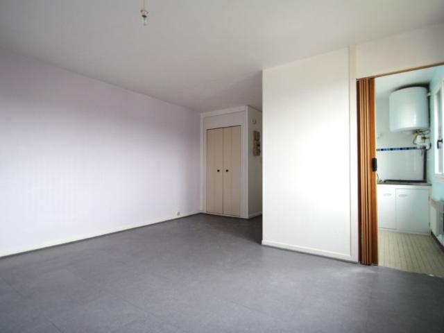 Location Appartement 1 pièce 32m² DECIZE 58300