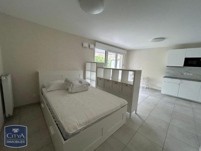 Location Appartement 1 pièce 32m² DIJON 21000