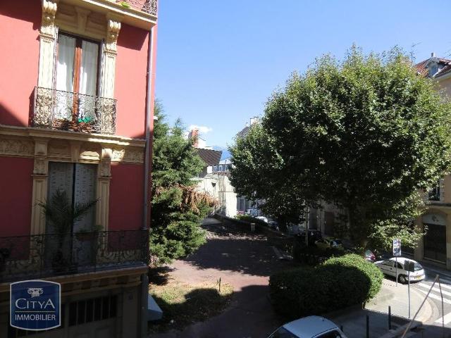 Location Appartement 1 pièce 32m² GRENOBLE 38000