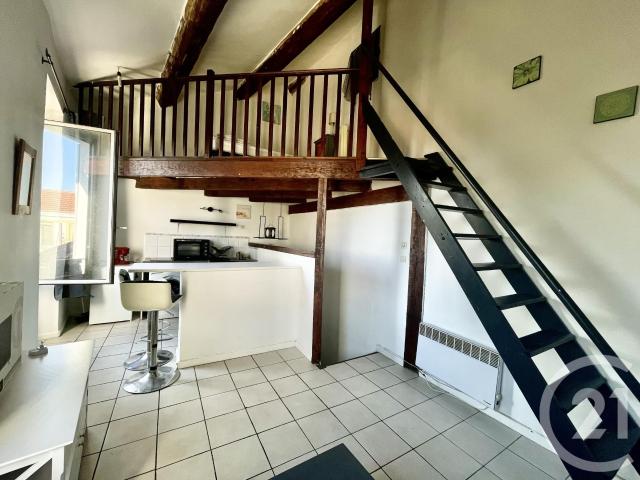 Location Appartement 1 pièce 32m² L ESTAQUE 16ème