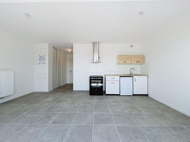 Location Appartement 1 pièce 32m² LA ROCHELLE 17000