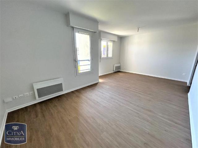 Location Appartement 1 pièce 32m² LILLE 59000
