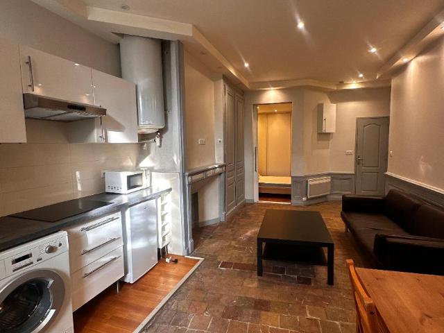 Location Appartement 1 pièce 32m² LYON 7ème