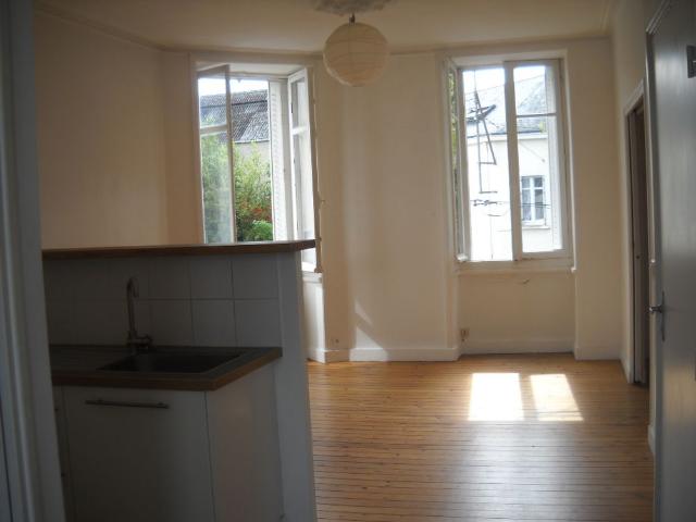Location Appartement 1 pièce 32m² NANTES 44000