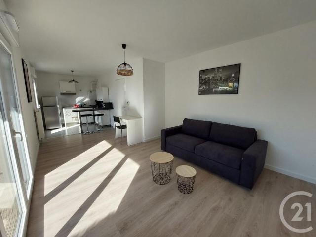 Location Appartement 1 pièce 32m² NANTEUIL LES MEAUX 77100