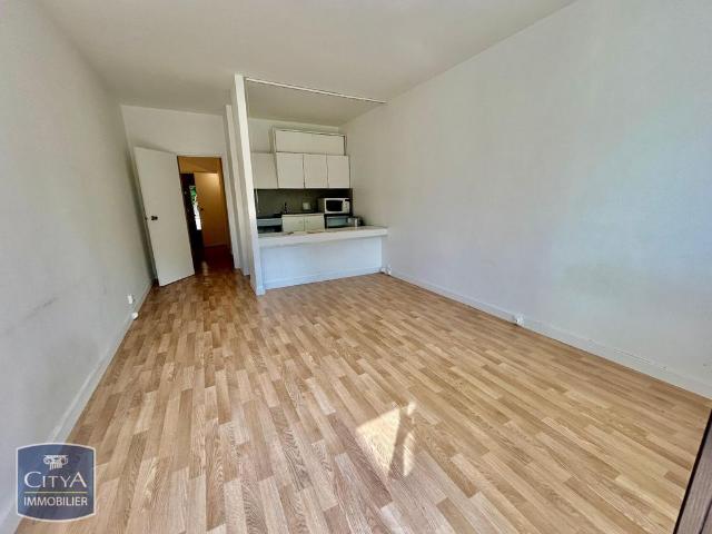 Location Appartement 1 pièce 32m² PARIS 16 75116