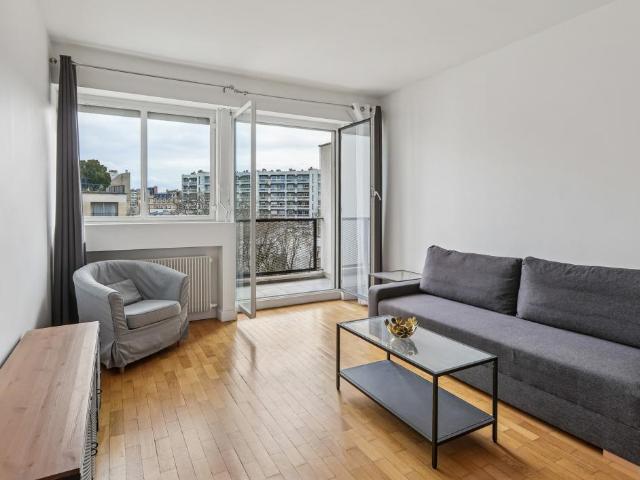 Location Appartement 1 pièce Meublé 32m² PARIS 16ème