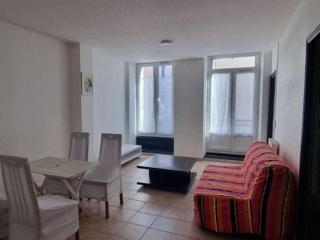 Location Appartement 1 pièce 32m² PRIVAS 07000