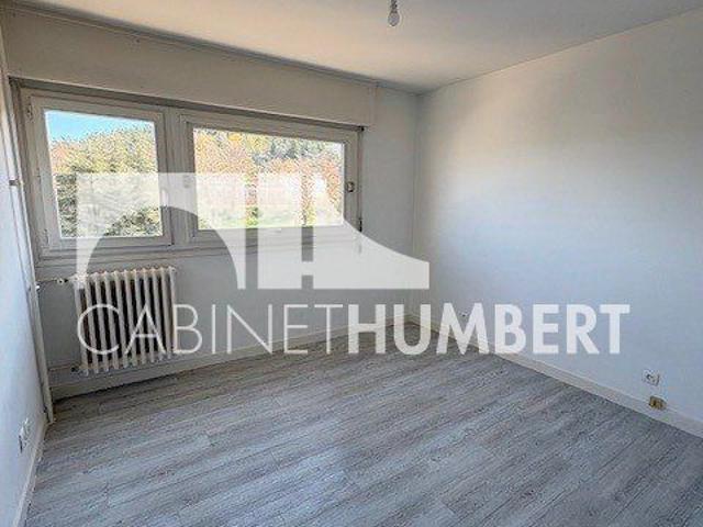 Location Appartement 1 pièce 32m² ST ETIENNE 42000