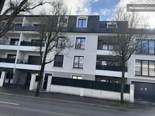 Location Appartement 1 pièce 33 m2 Noisy le Grand