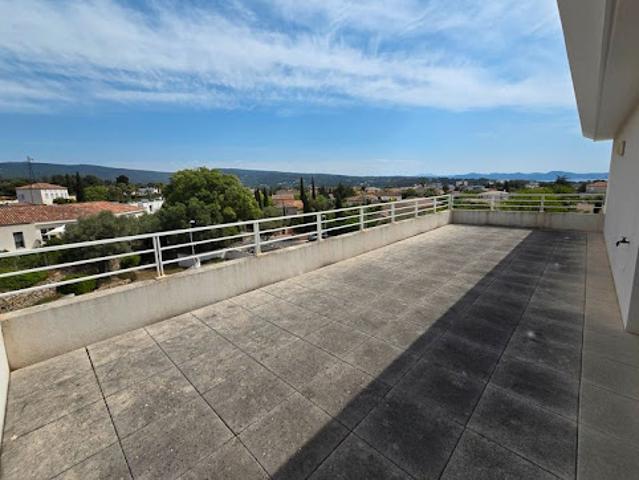 Location Appartement 1 pièce 33 m2 La Ciotat