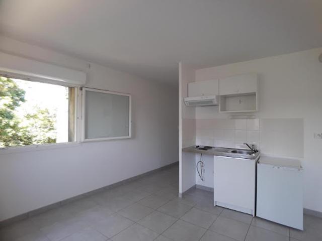 Location Appartement 1 pièce 33 m2 Pessac