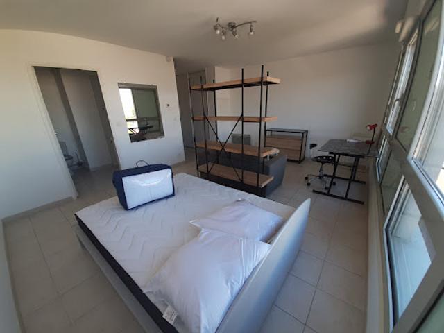 Location Appartement 1 pièce 33 m2 Saint Nazaire