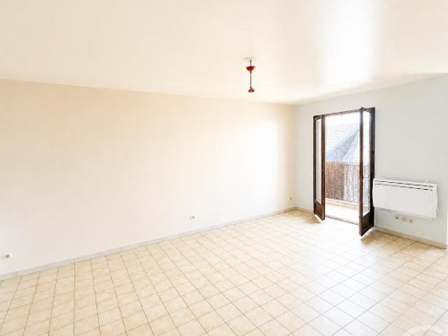 Location Appartement 1 pièce 33 m2 Villepinte