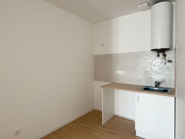 Location appartement 1 pièce, 33.00m², Beauvoir sur Mer