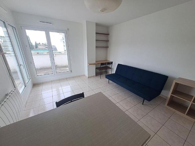 Location appartement 1 pièce, 33.25m², Nantes