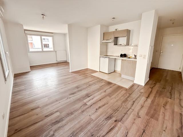 Location Appartement 1 pièce 33.5 m2 Mennecy