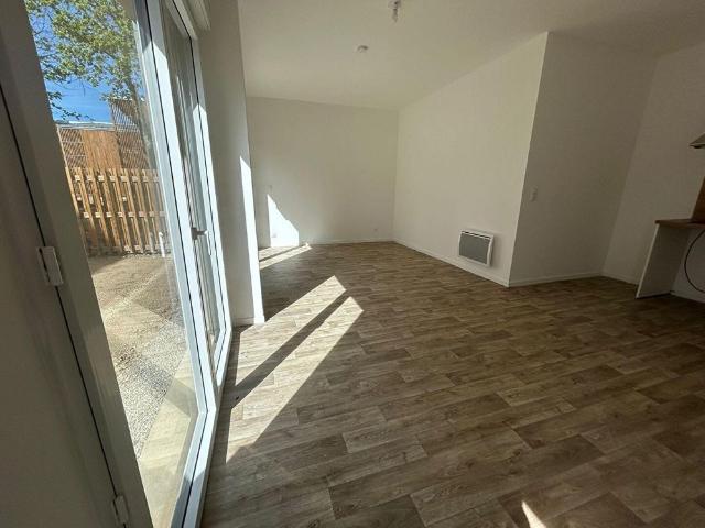 Location appartement 1 pièce, 33.78m², Nantes