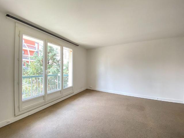 Location Appartement 1 pièce 33m²