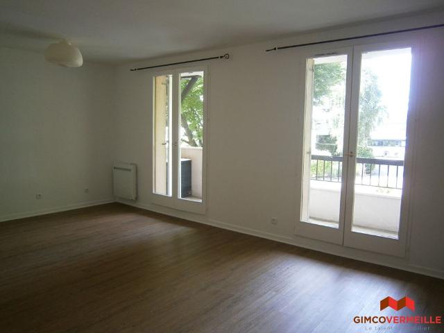 Location Appartement 1 pièce 33m²