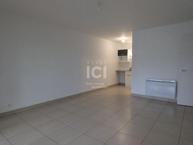 Location Appartement 1 pièce 33m²
