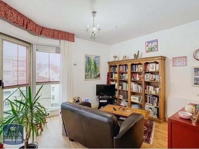 Location Appartement 1 pièce 33m² TOURS 37000