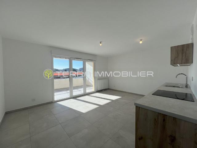 Location Appartement 1 pièce 33m² AJACCIO 20090
