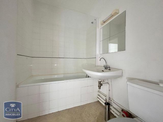 Location Appartement 1 pièce 33m² ANGERS 49000