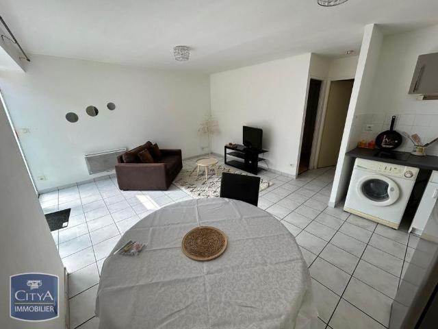 Location Appartement 1 pièce 33m² CHOLET 49300