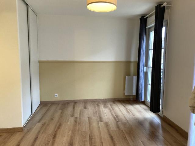 Location Appartement 1 pièce 33m² FONTAINEBLEAU 77300