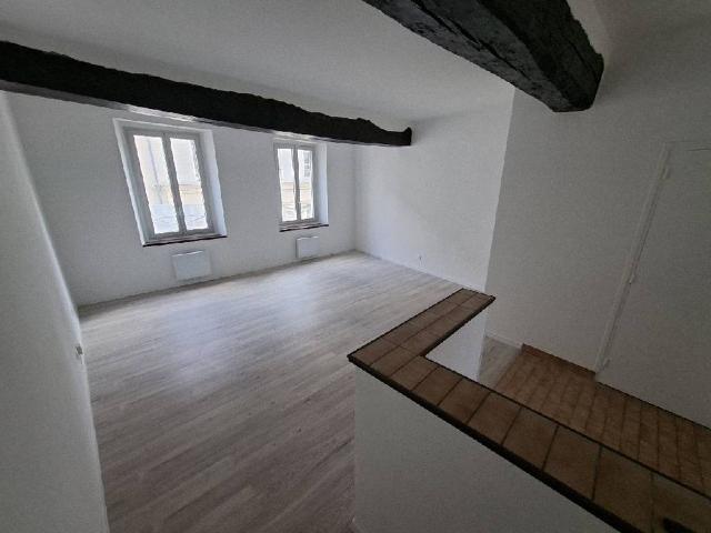 Location Appartement 1 pièce 33m² MEAUX 77100