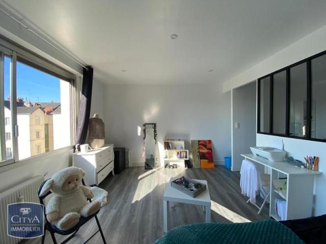Location Appartement 1 pièce 33m² NANTES 44000