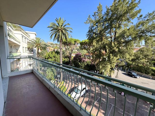 Location Appartement 1 pièce 33m² NICE 06200