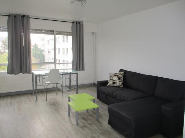 Location Appartement 1 pièce 33m² REIMS 51100