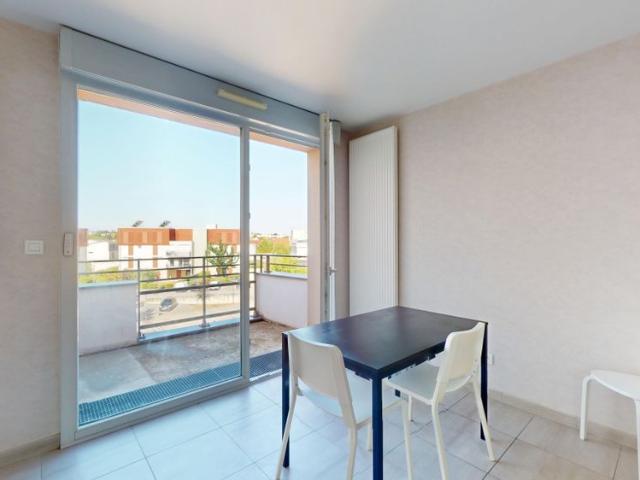 Location Appartement 1 pièce 33m² ST APOLLINAIRE 21850