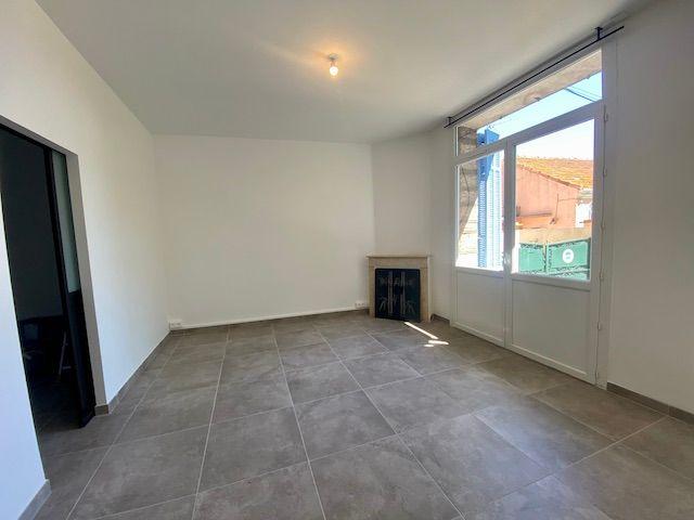 Location Appartement 1 pièce 44m²