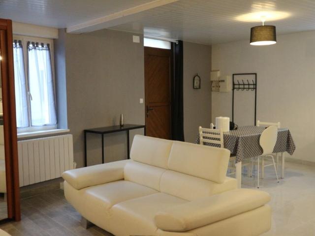 Location Appartement 1 pièce 44m²